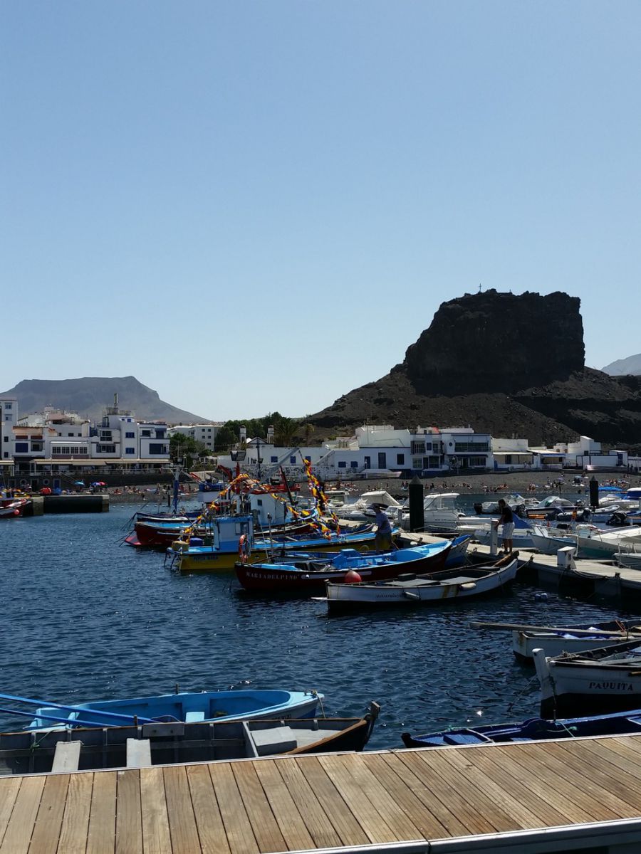 Barcos en el Puerto de Las Nieves